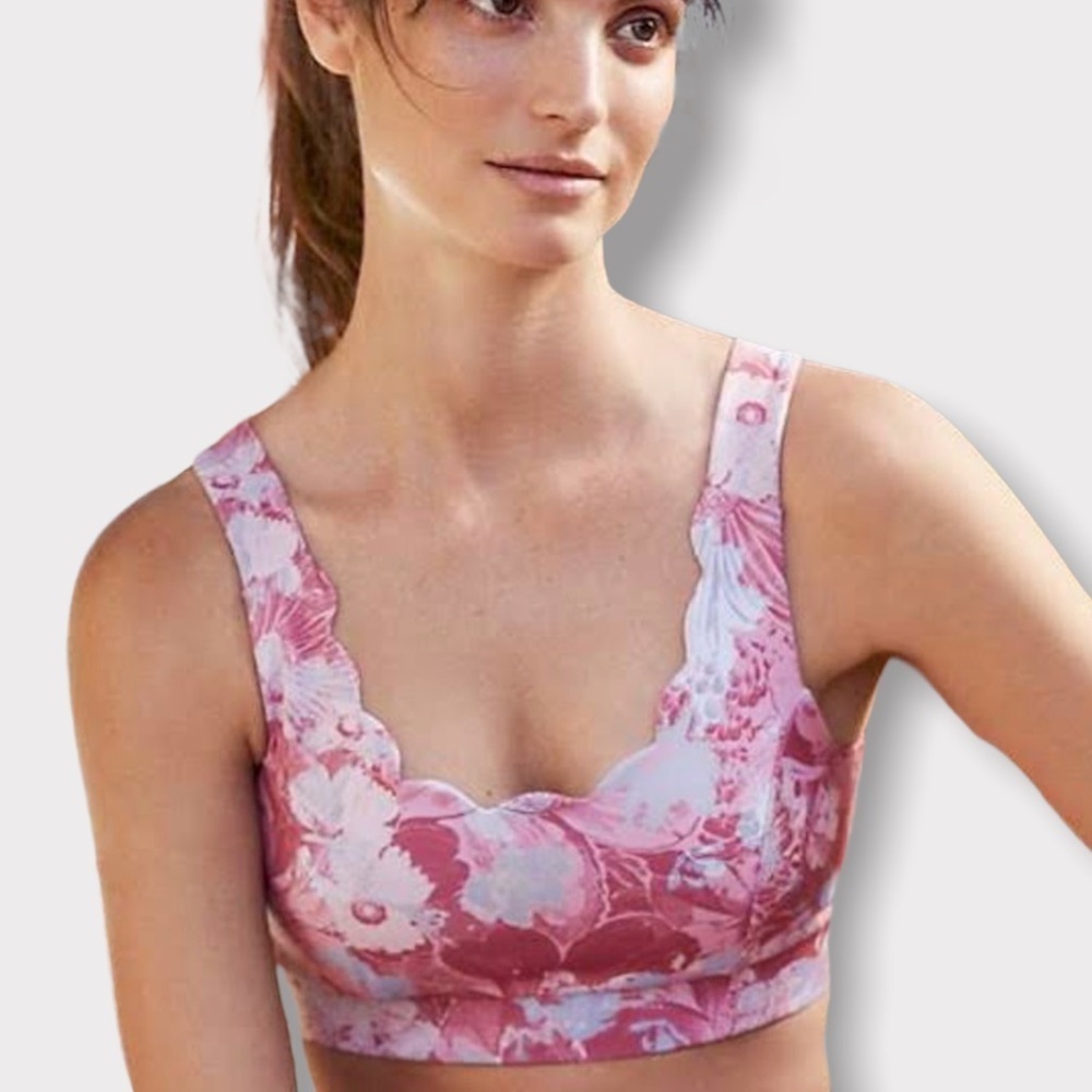anthropologie daily practice Allie sports athletic  scallop front criss cross